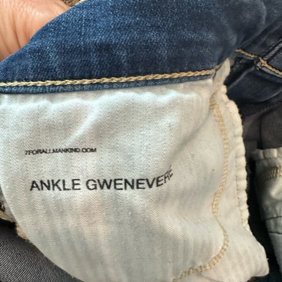7 For All Mankind Dark Blue Distressed Gwenevere Ankle Jeans 31 - Picture 5 of 7